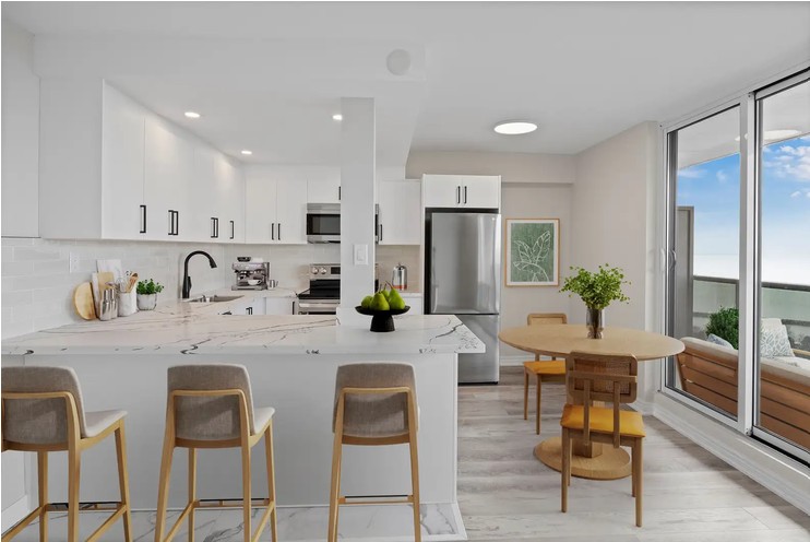 Renovated Jr. 1 Bedroom
