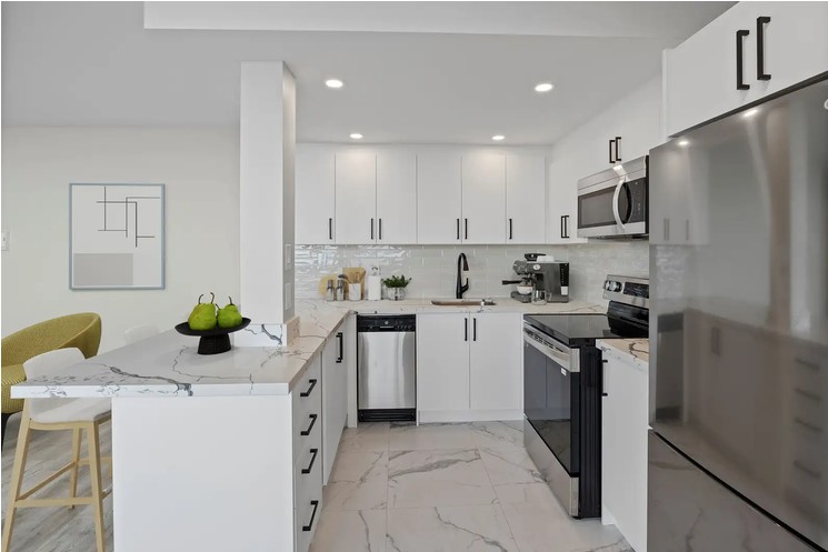 Renovated Jr. 1 Bedroom