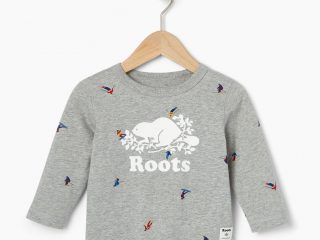 Roots-Baby-Skier-AOP-T-shirt-grey-mix-by-maxxshops-kids-baby-clothing-sales